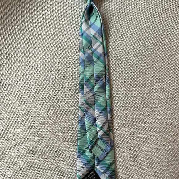Boys clip on tie - Picture 2 of 3